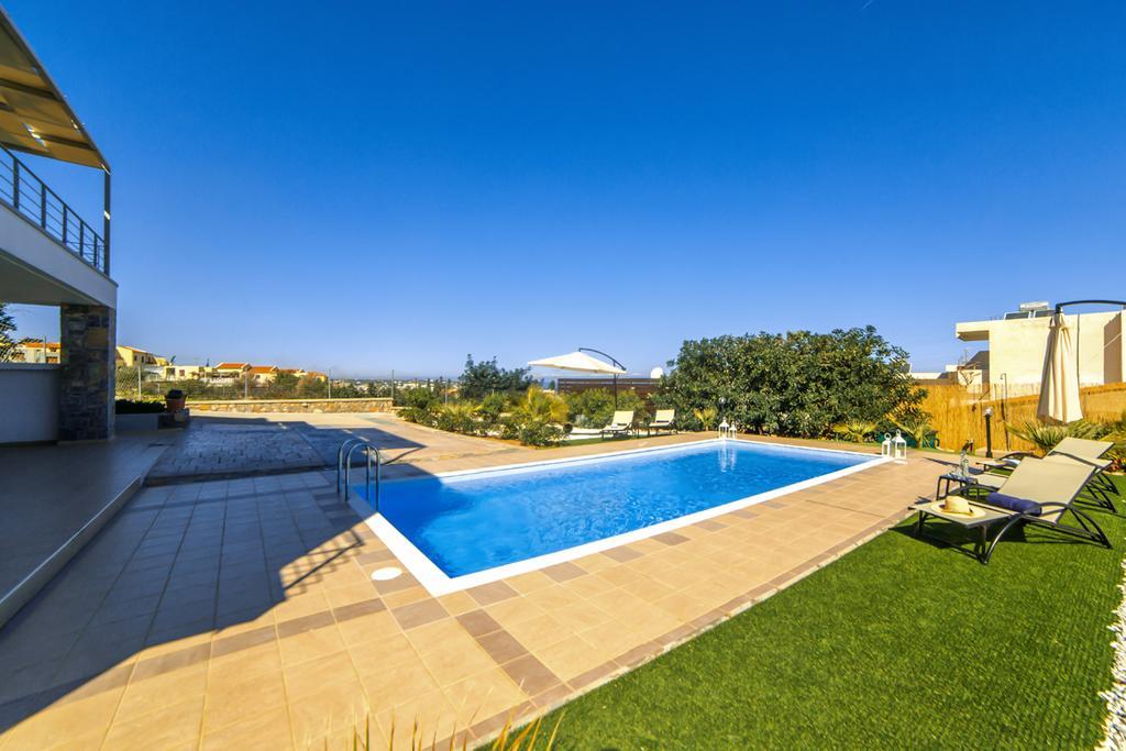 Aroma Villas Χερσόνησος Εξωτερικό φωτογραφία
